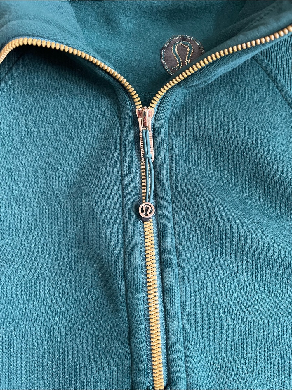 Lululemon Scuba half zipper
